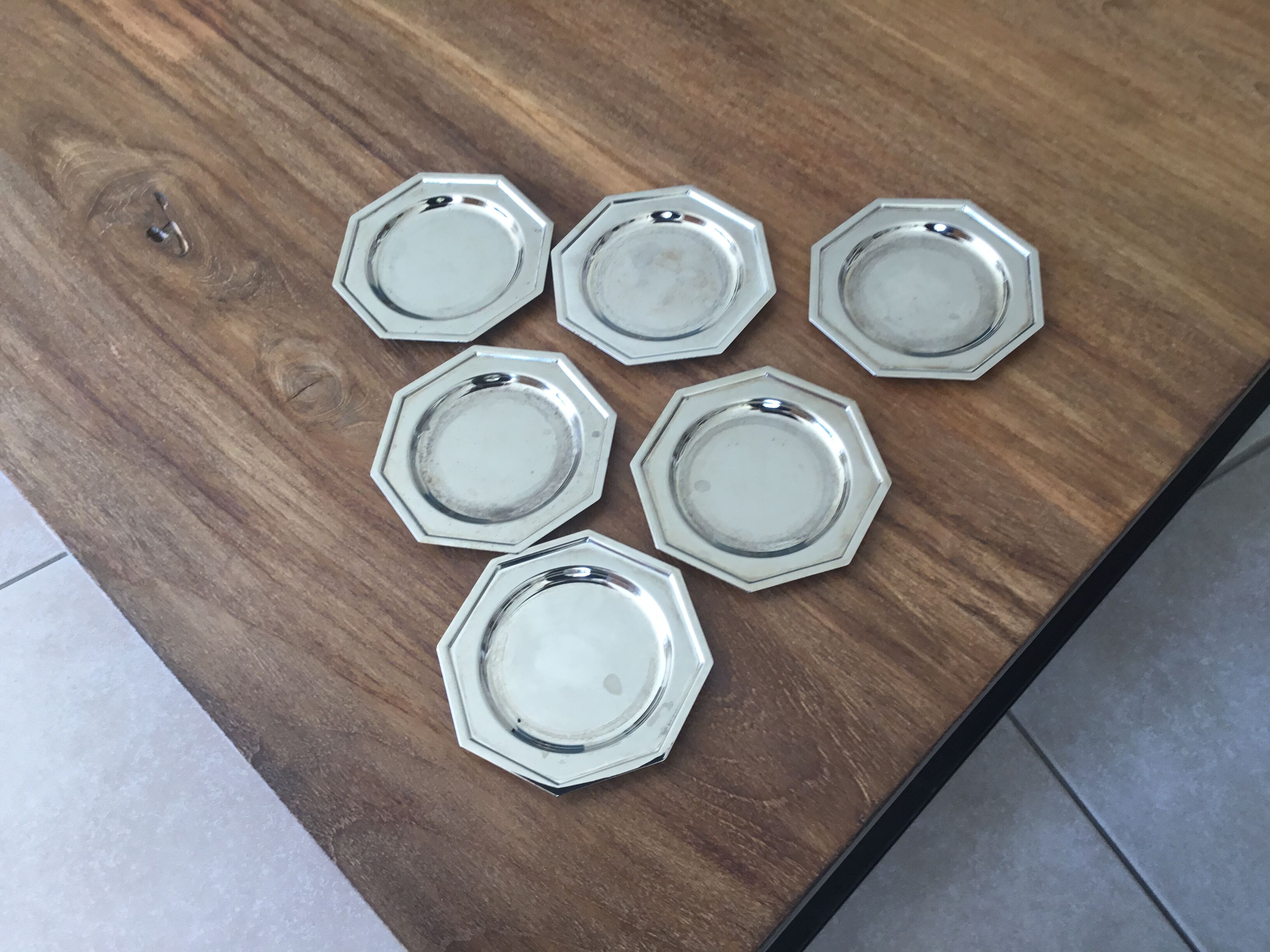 Bottle or glass coasters