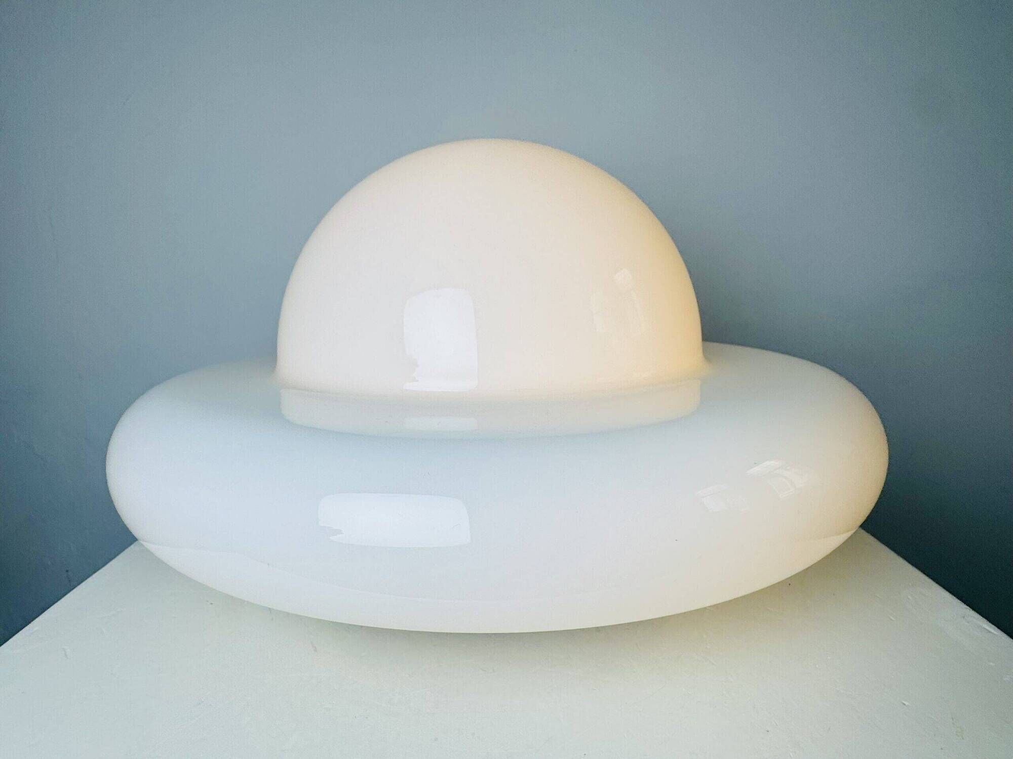 Sculptural Ufo Space Age Table Lamp In Opal Glass, Italy, 1970S