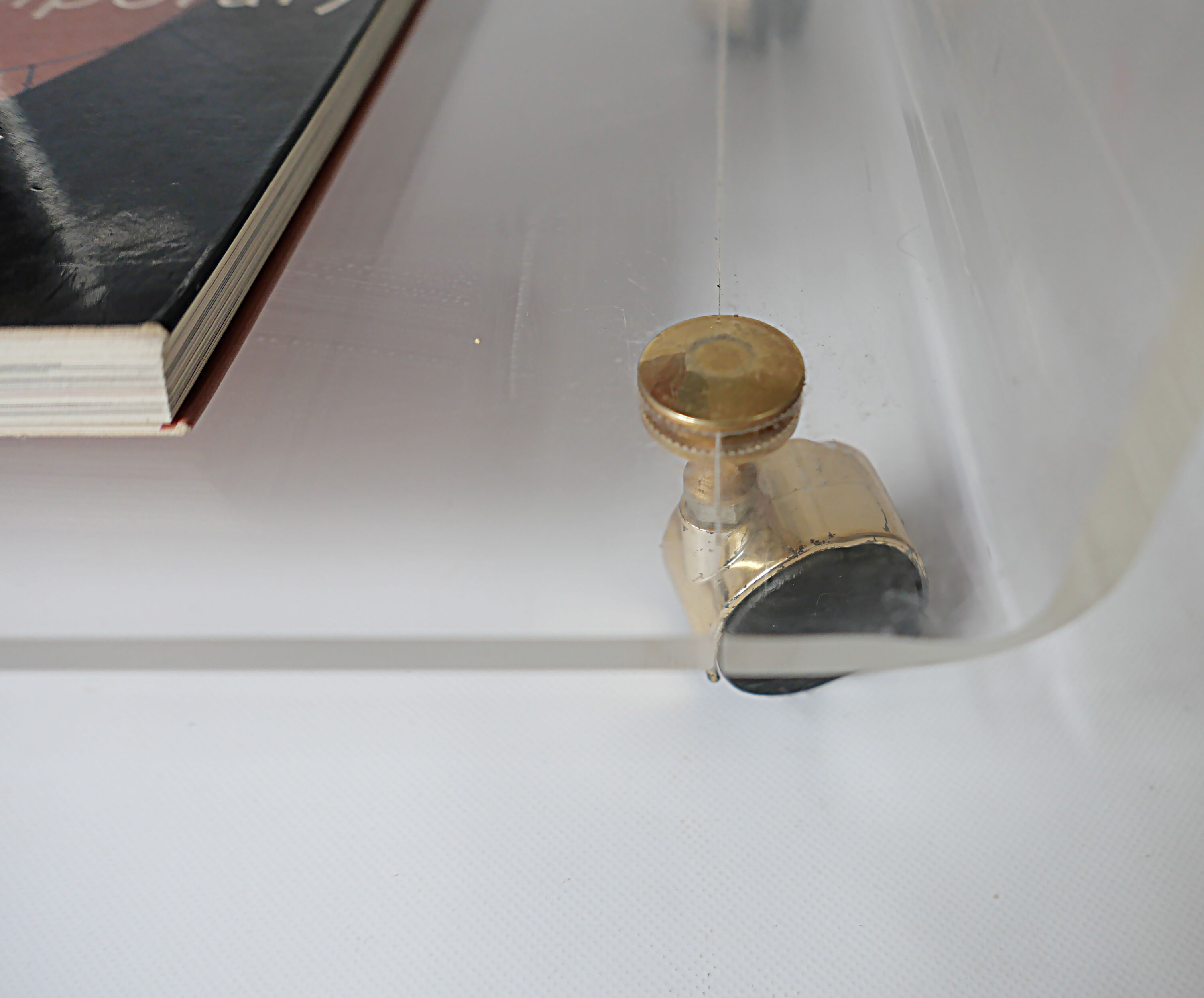 side table on wheels in plexiglass designed by David Lange 1970