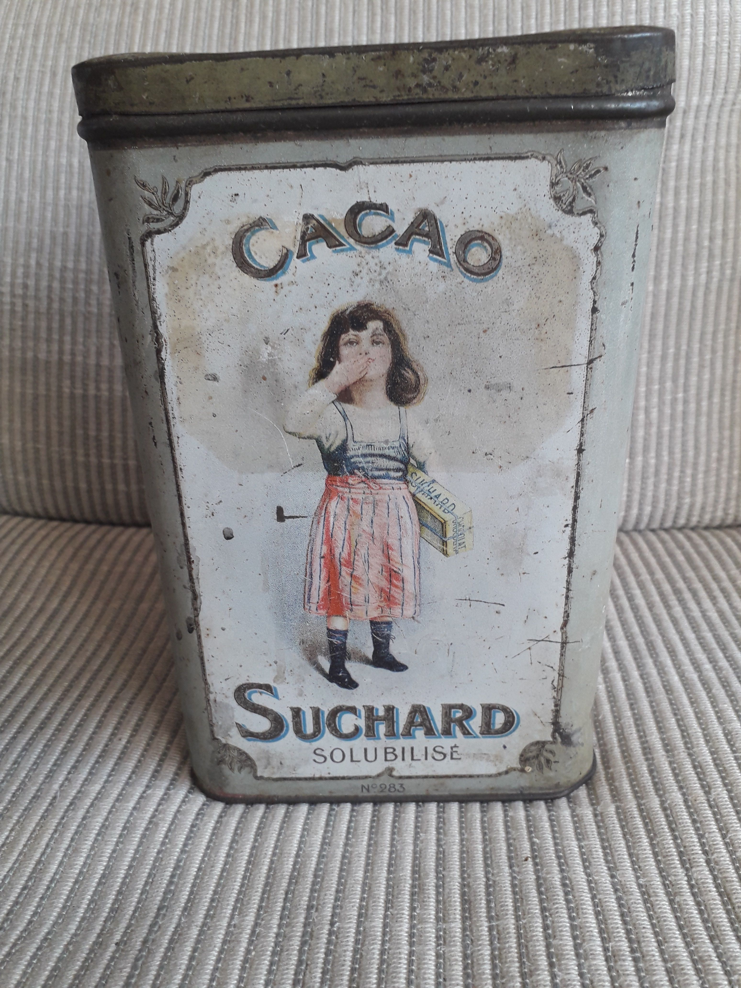 Old metal advertising box cocoa Suchard from the 30s