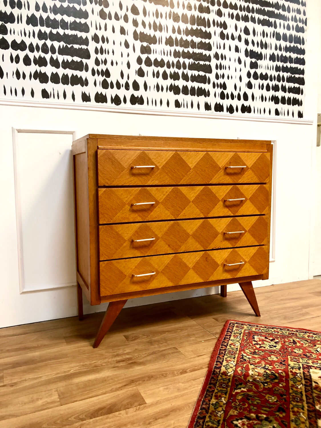 Compass feet dresser