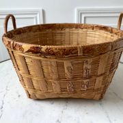 round rattan basket 60s-70s
