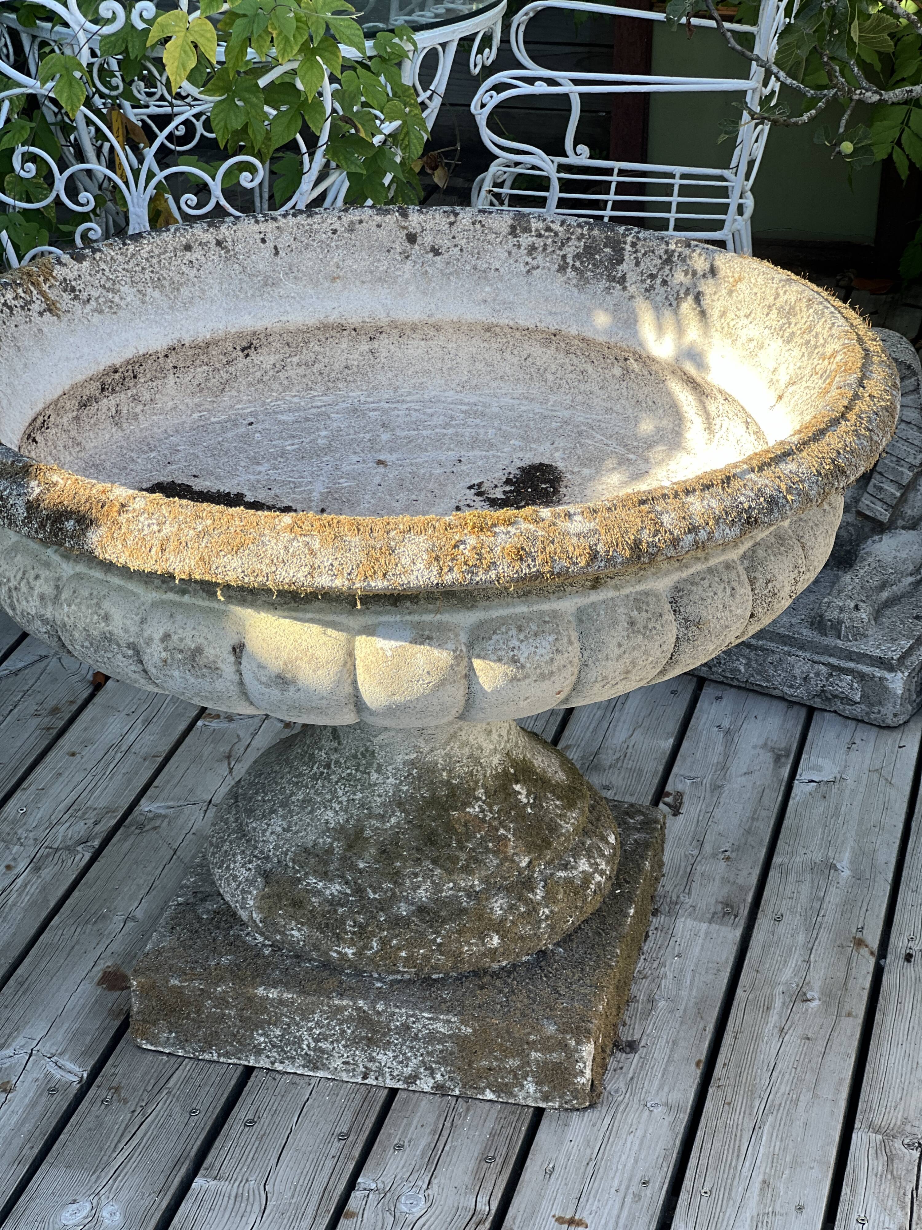 Grande vasque de jardin