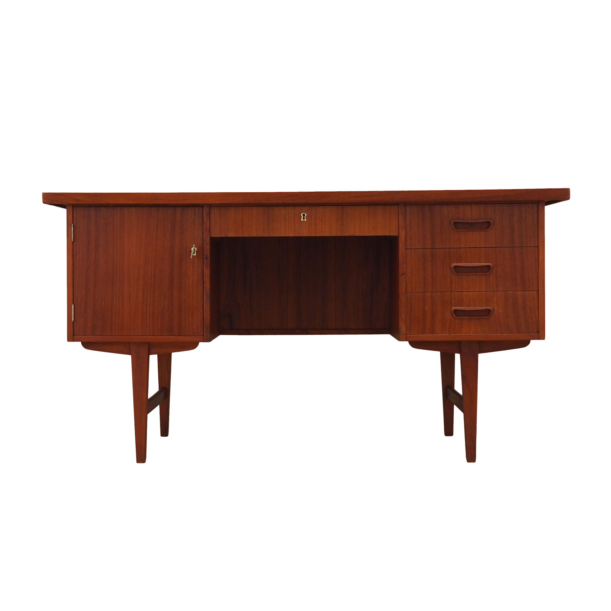 Teak desk, Danish design, 1970s, production: Denmark