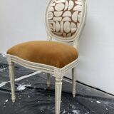 Medallion chair