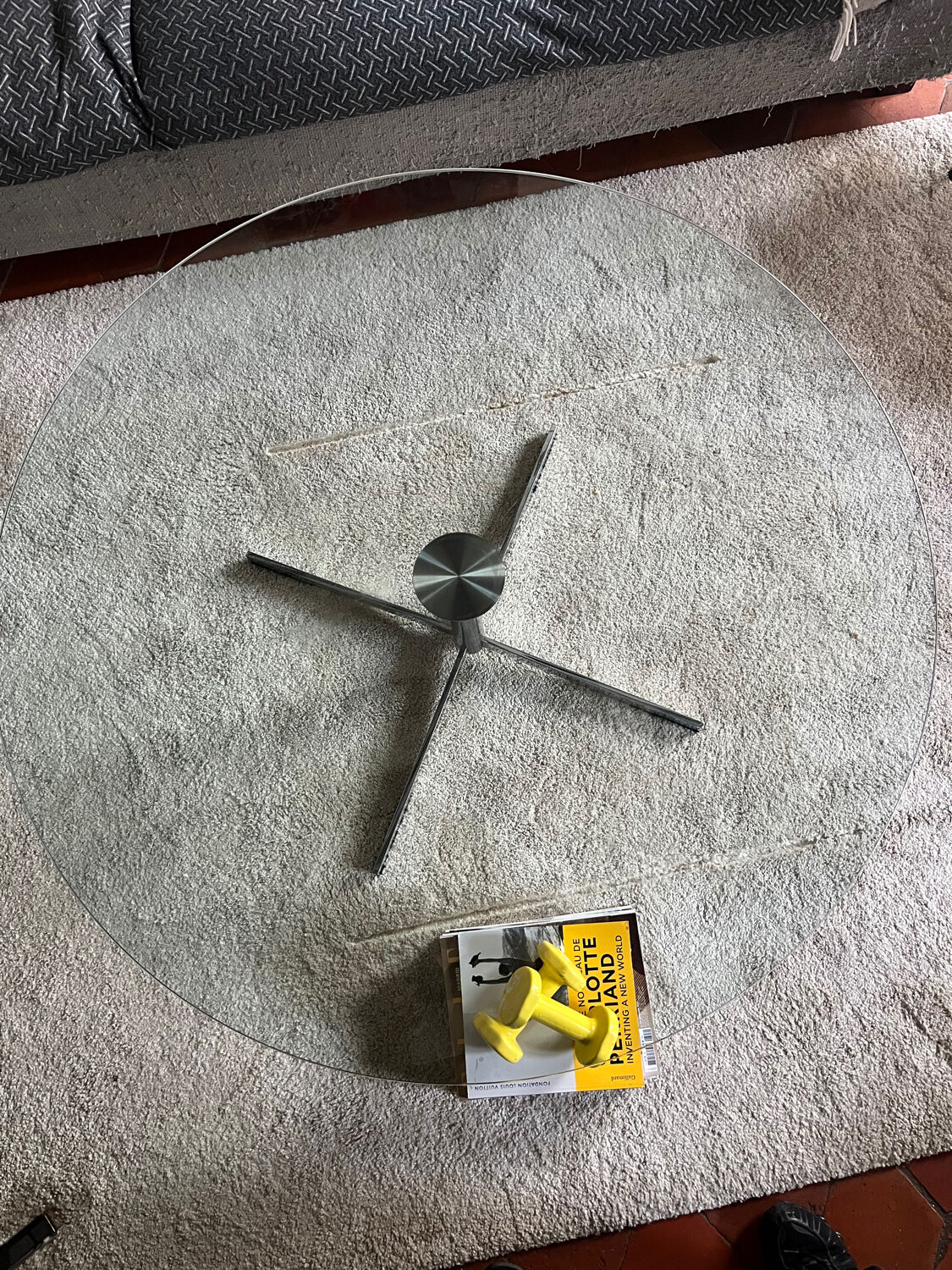 Glass coffee table in Roche Bobois style