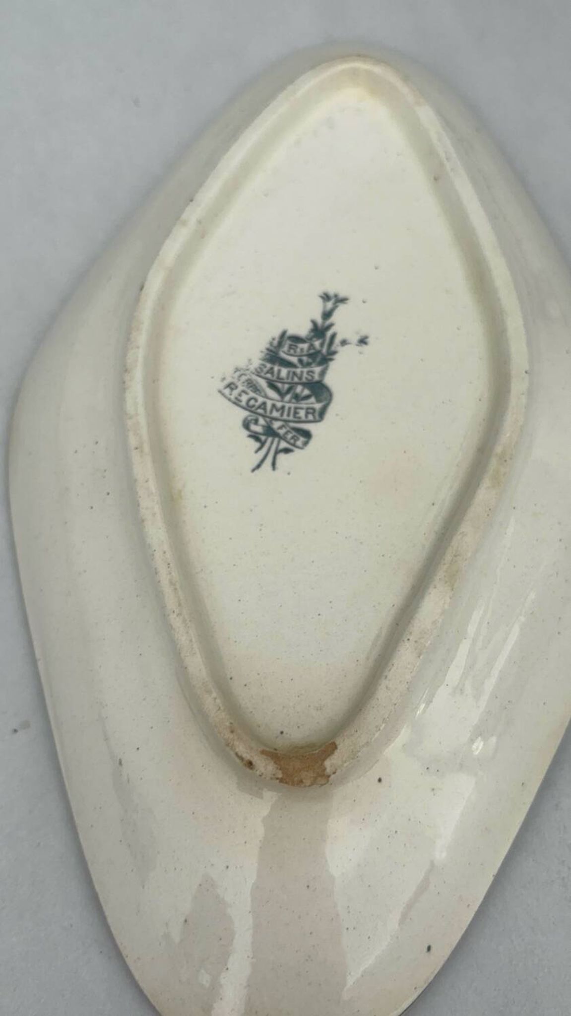 Ravier ancien en terre de fer – Salins Récamier – plat faïence français
