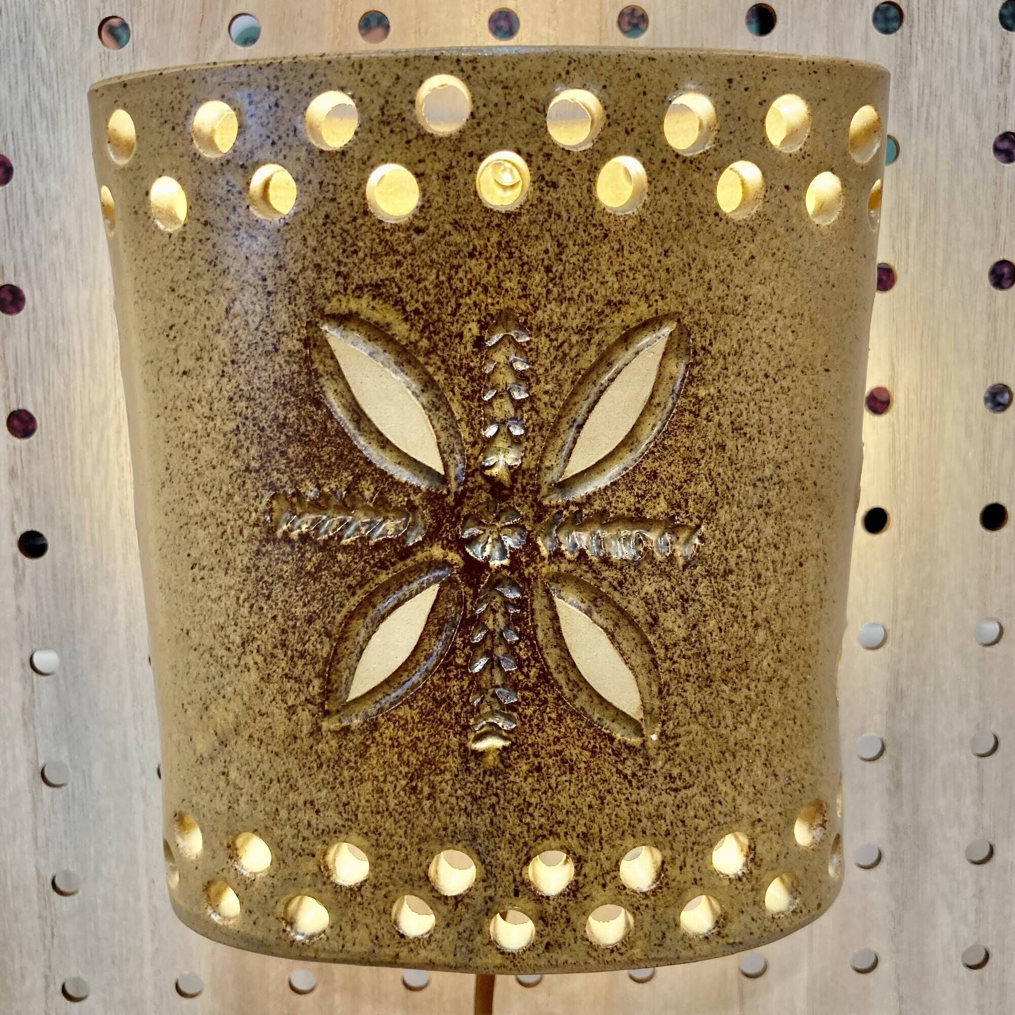Jolie applique céramique design 1950.