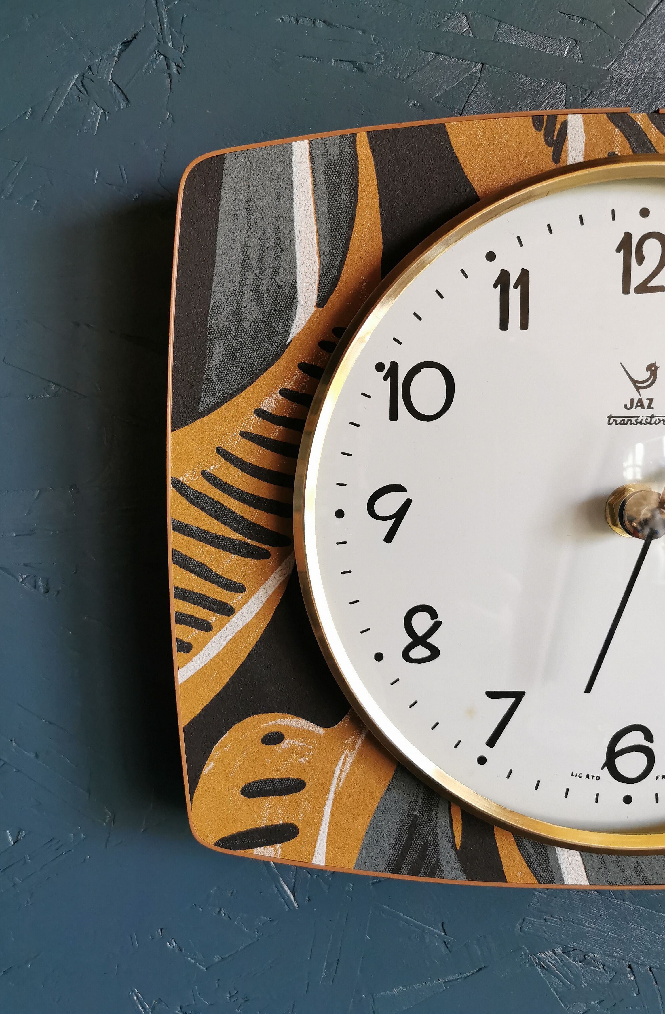 Clock silent rectangular vintage wall pendulum "Black ochre Jaz"