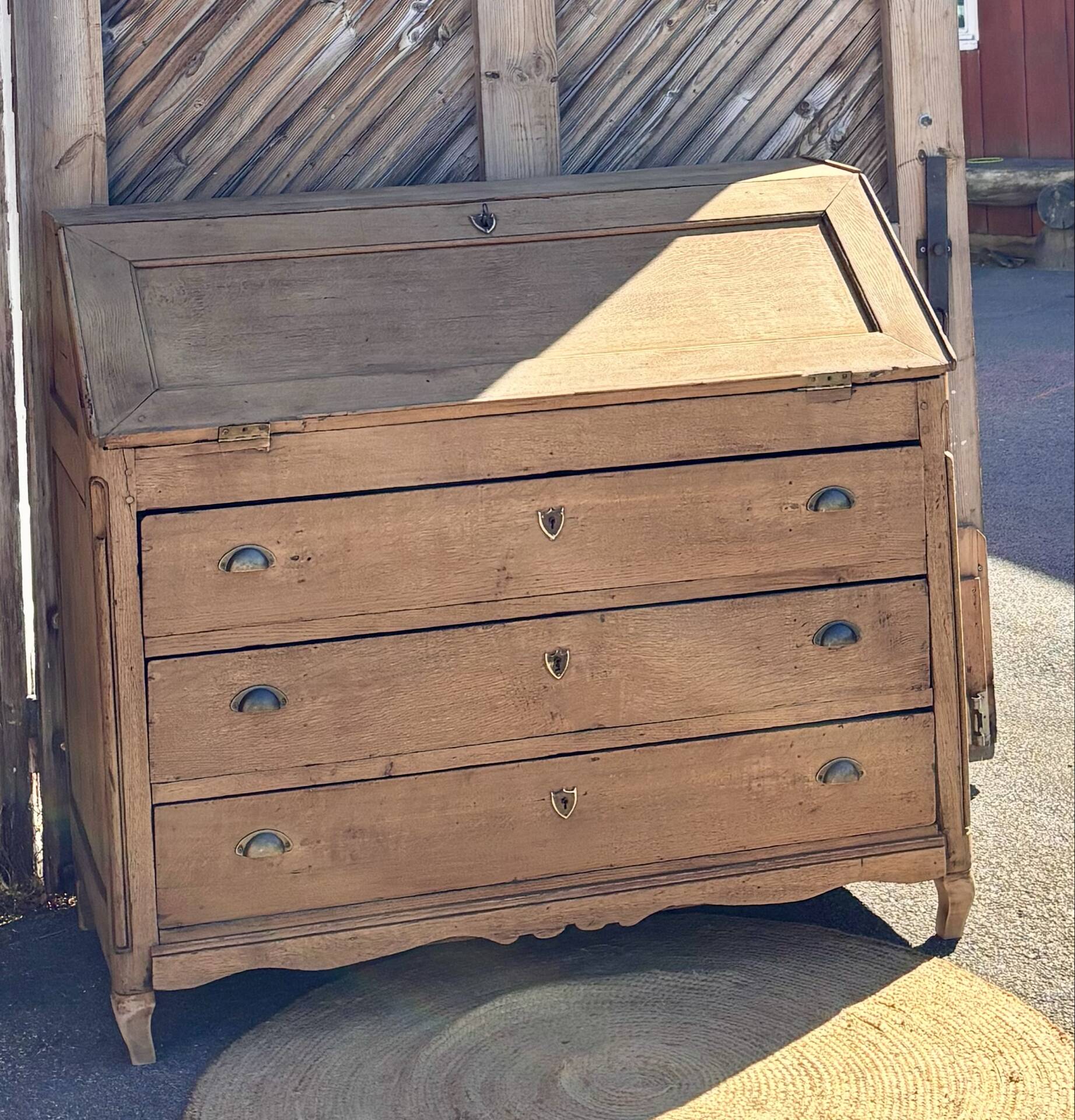 Antique drop-leaf secretary / solid raw oak counter