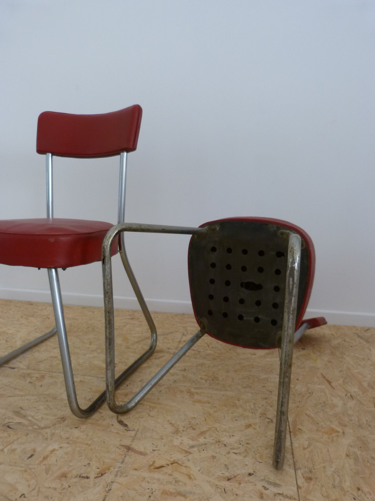 2 vintage Roneo chairs