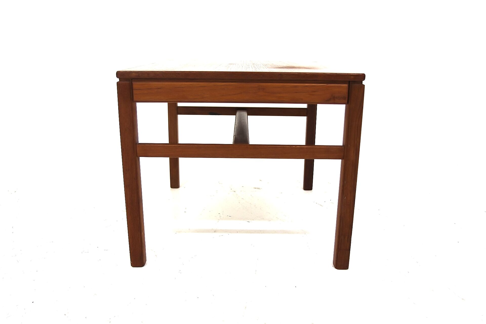 Table d'appoint "Casino" en teck, Engström & Tingströms, Suède, 1
