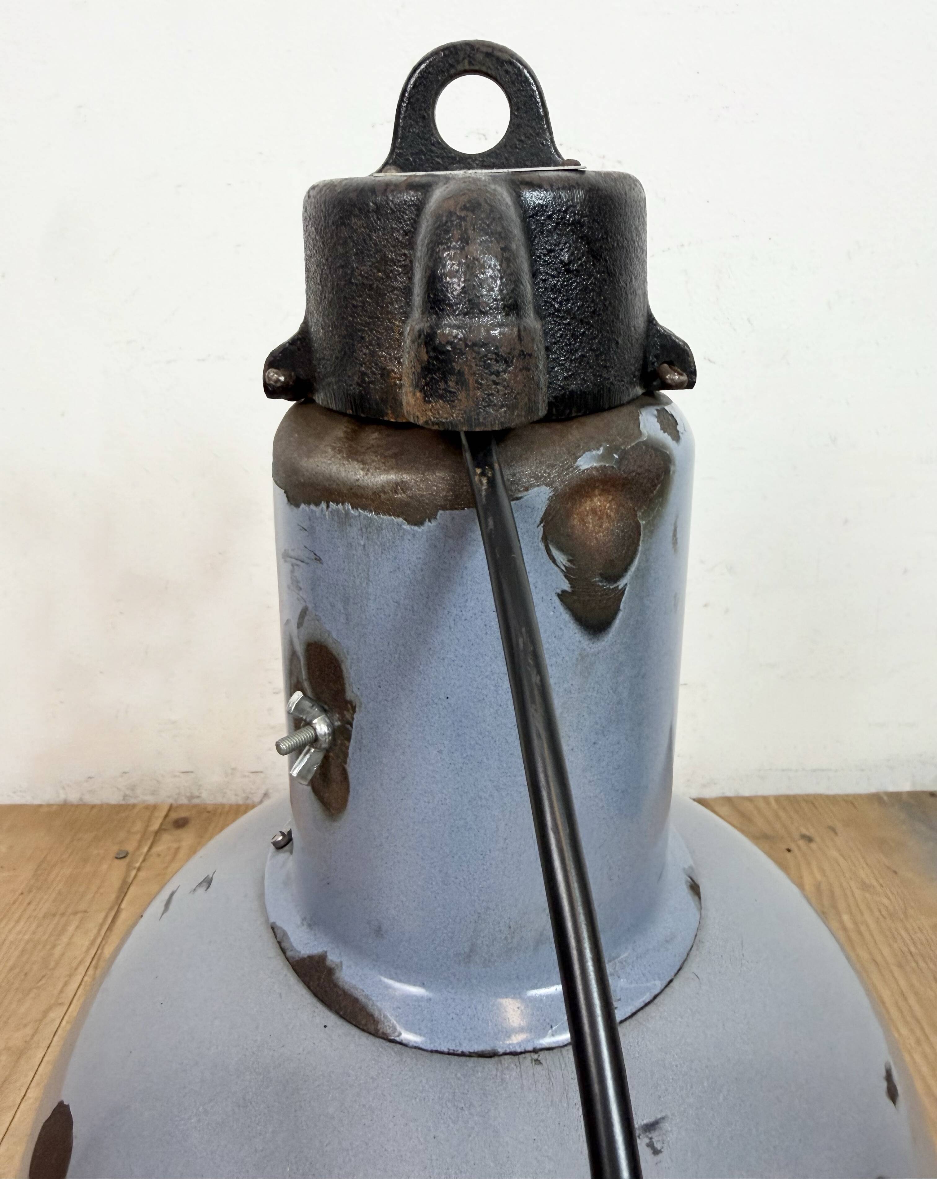 Industrial Grey Enamel Bauhaus Pendant Lamp, 1930s