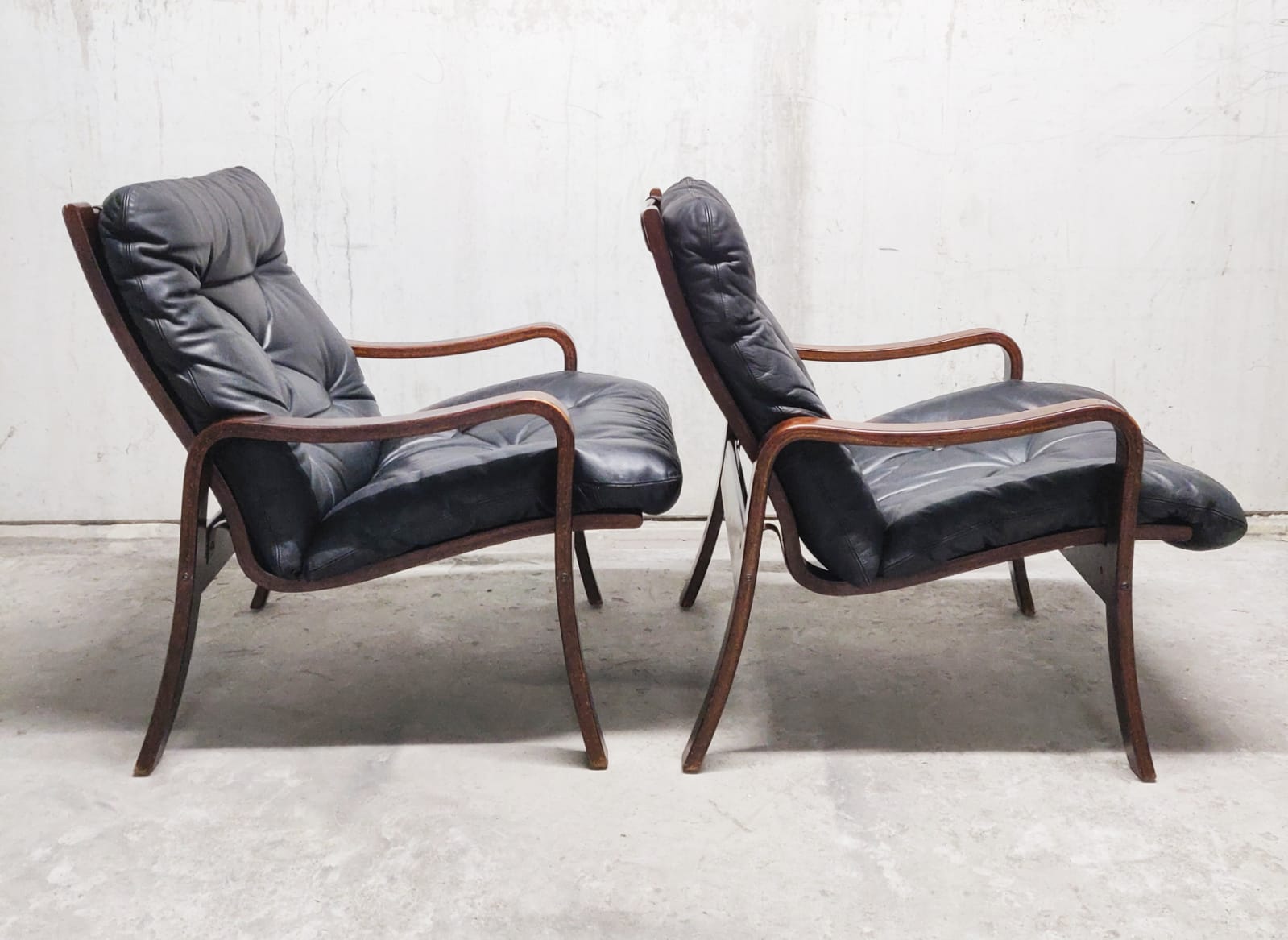 Pair of Scandinavian sun expo armchairs