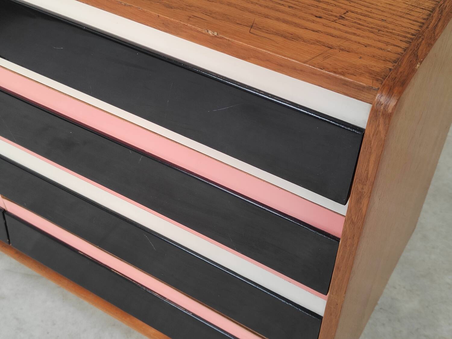 U-453 pink chest of drawers, old edition by Jiri Jiroutek for Interier Praha 1960