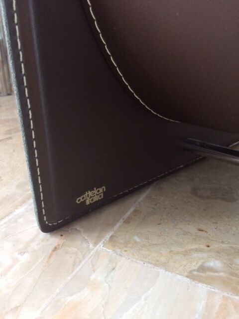 Leather magazine door Cattelan Italy