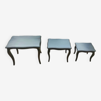 Set of 3 trundle coffee tables, Louis XV style; 50s-70s.