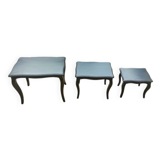 Set of 3 trundle coffee tables, Louis XV style; 50s-70s.