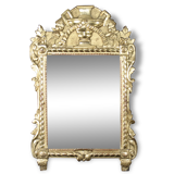 Miroir en bois doré à la feuille