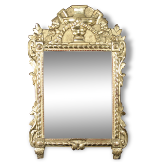 Miroir en bois doré à la feuille