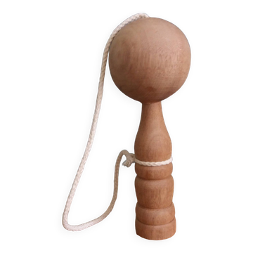 Raw wood cup and board