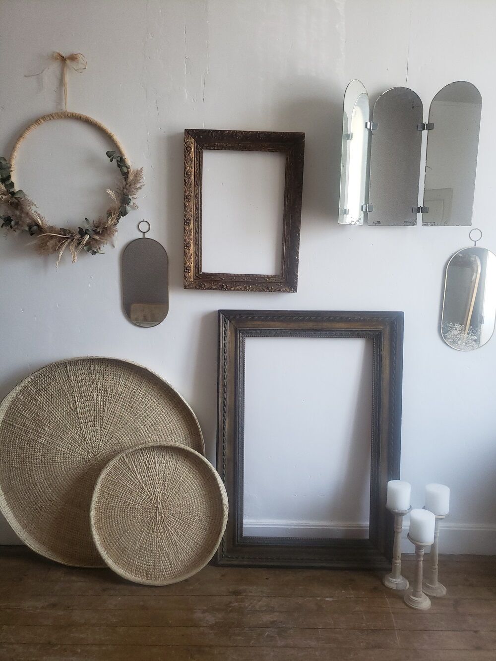 Mercury triptych mirror