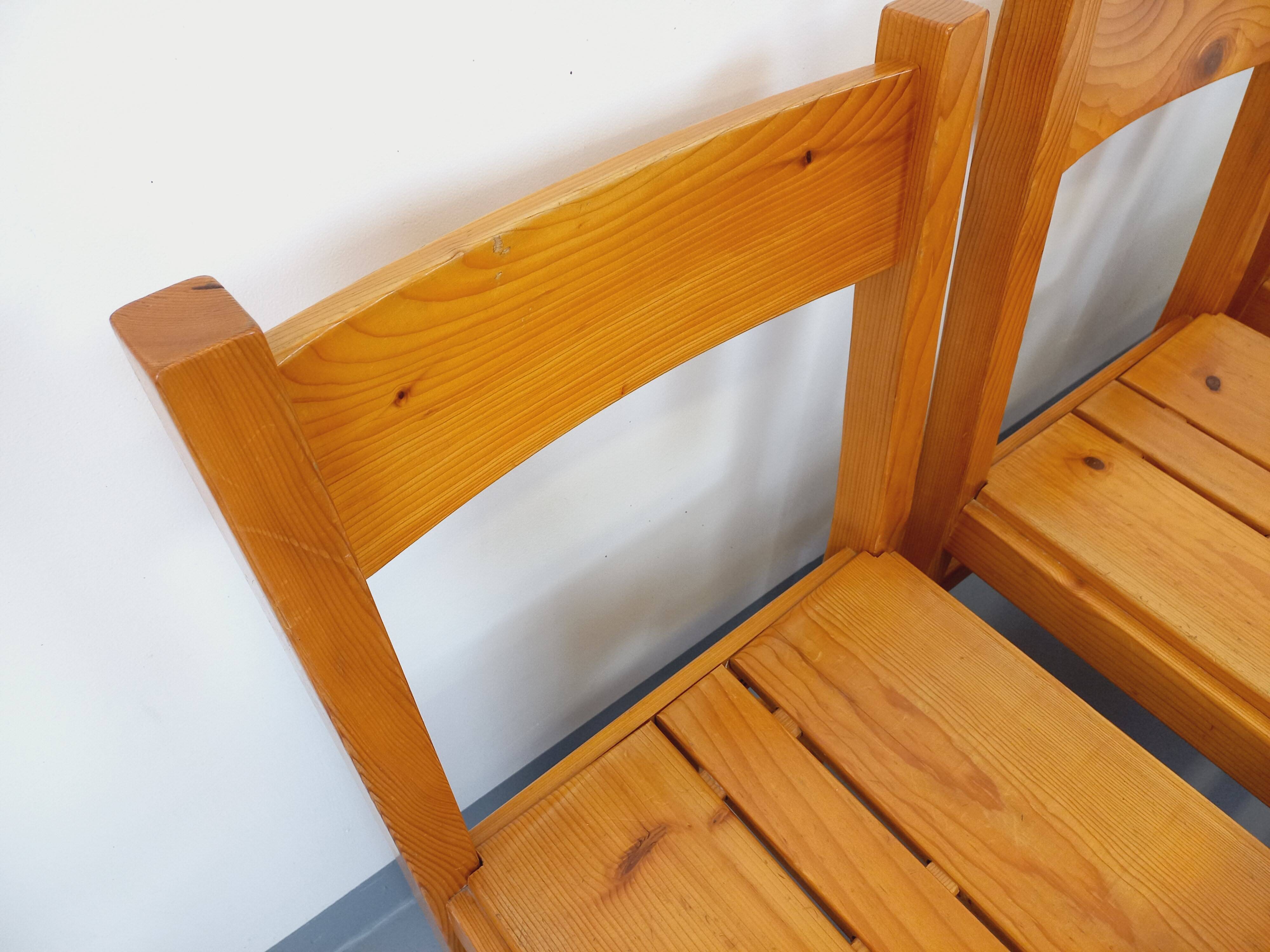 Set of 6 vintage Les Arcs chairs in pine from the 60s 70s