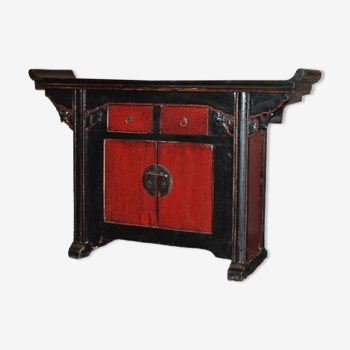 Ancient Chinese horned sideboard