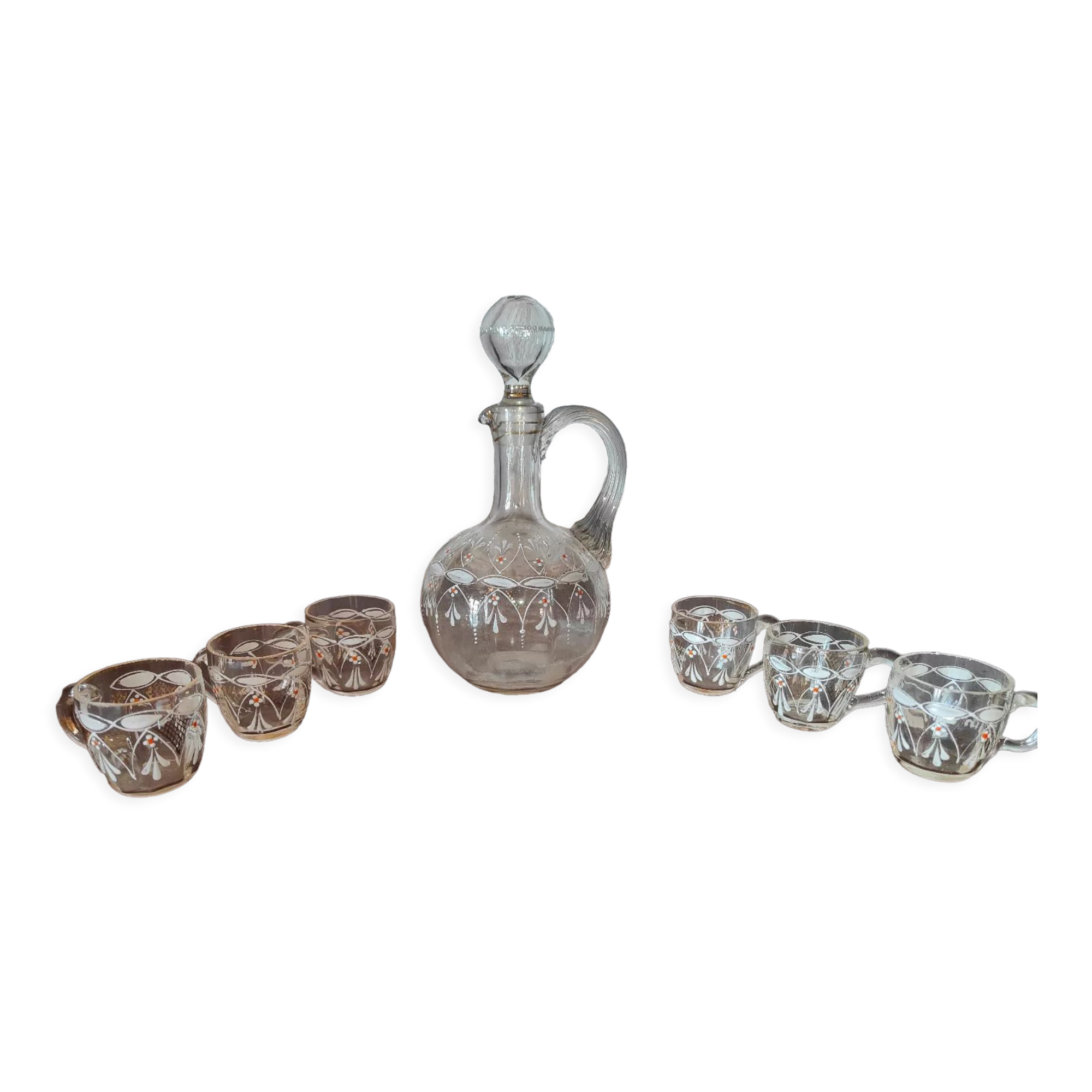 Service à liqueur en verre émaillé de blanc et de orange