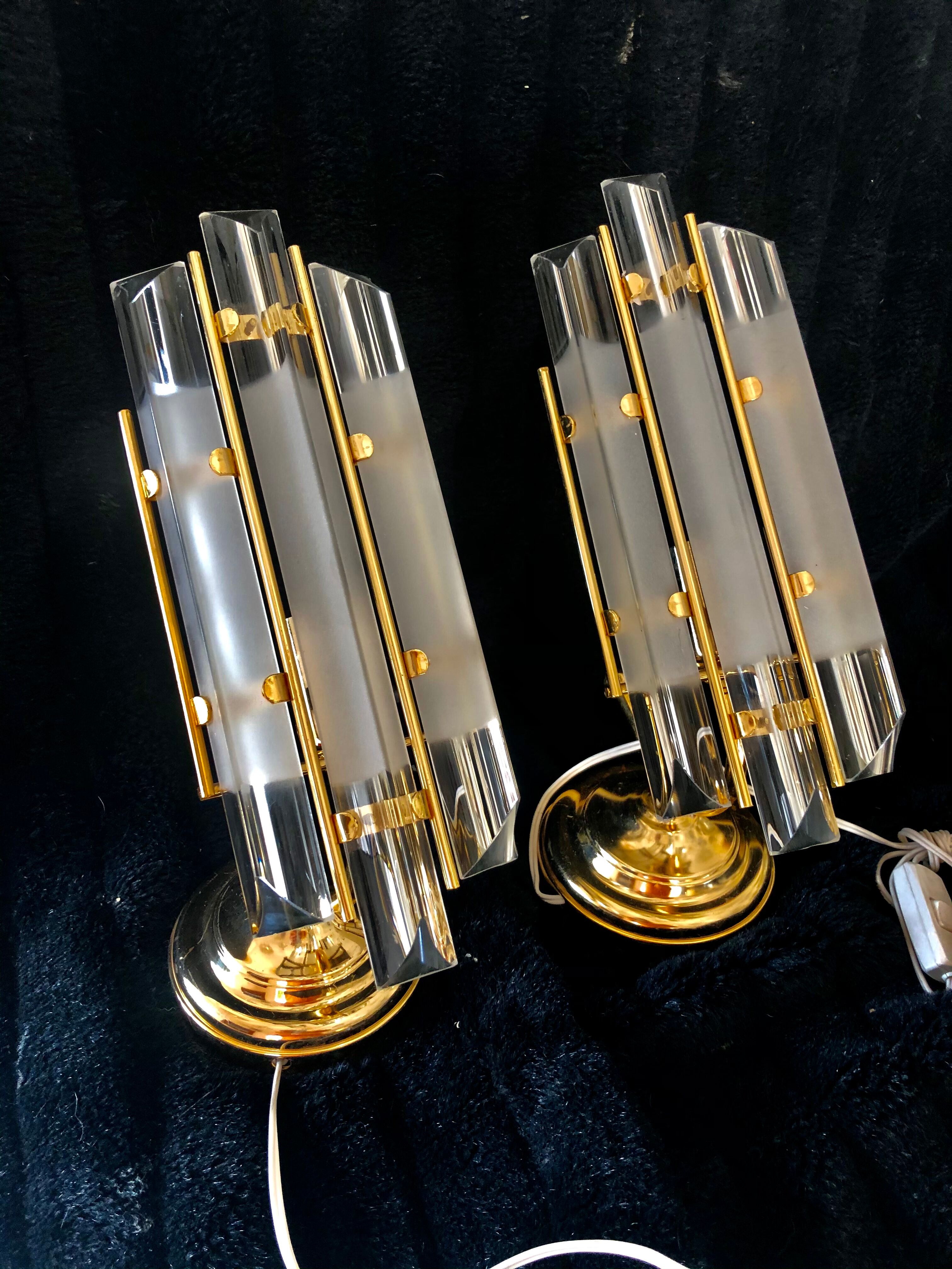 Venini table lamp pair! Golden structure