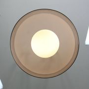Lampe à suspension italienne en laiton, opaline et plexiglas de l'ère spatiale