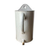 Wall enema broc in white and speckled gray enamelled sheet metal