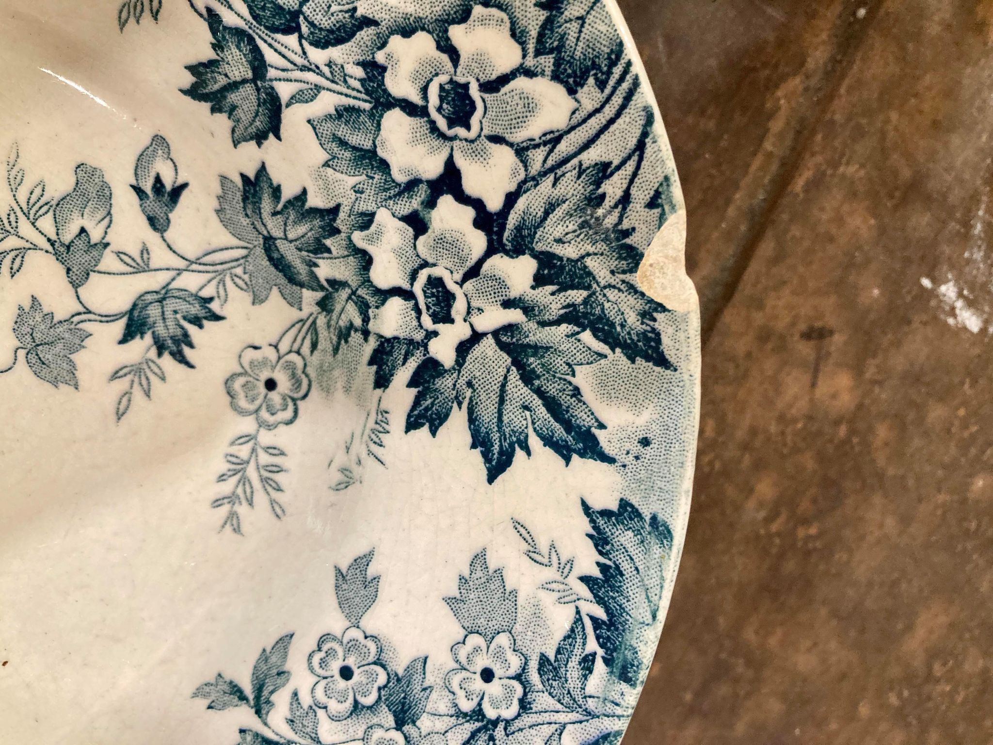 Oval dish Terre de Fer Saint-Amand - Hamage model Mare-Louise