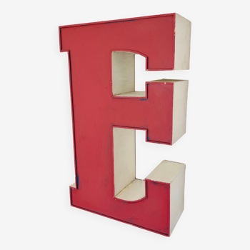 Sign letter E