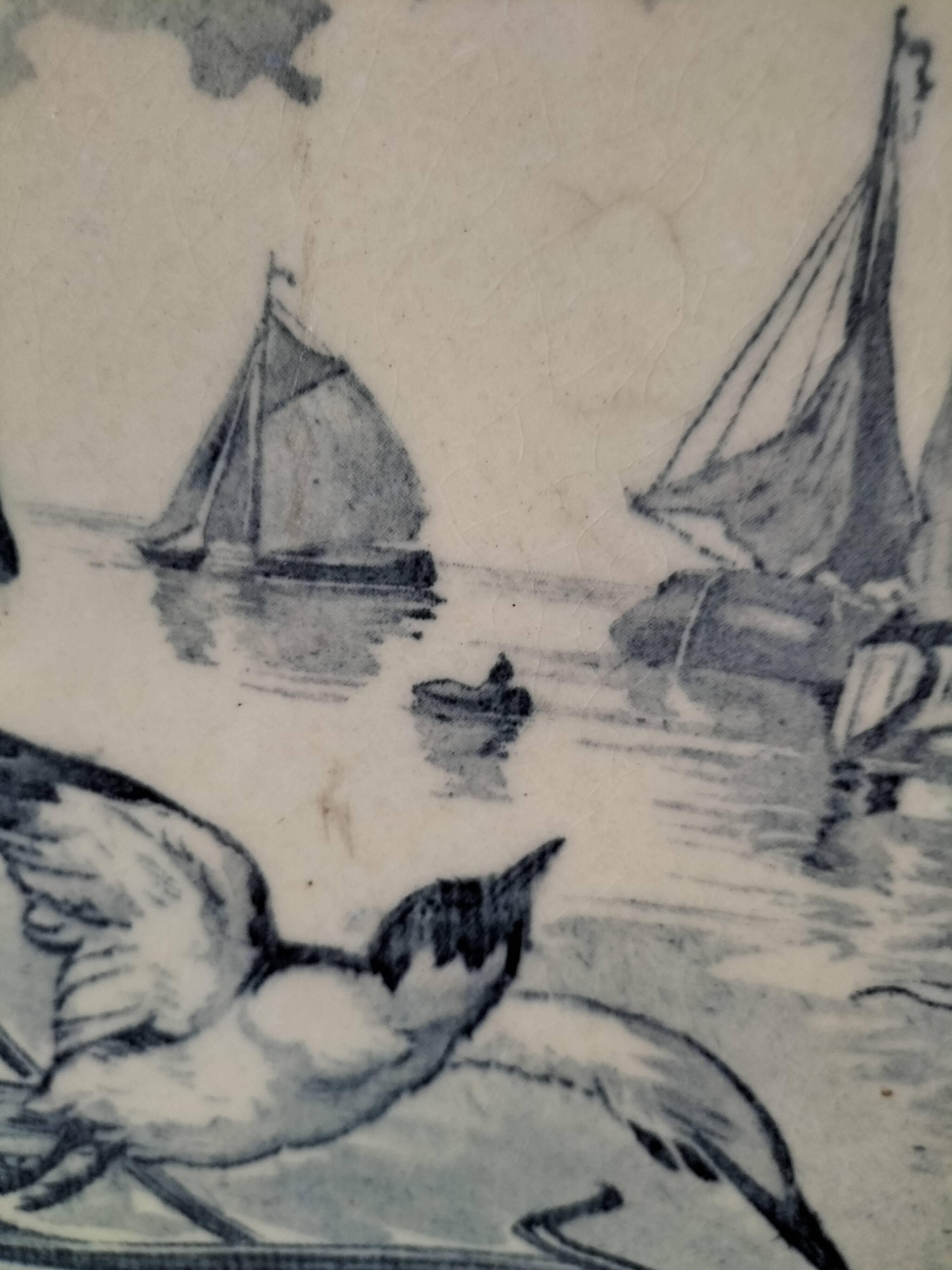 Old tile in Gien faience with Art Nouveau decoration