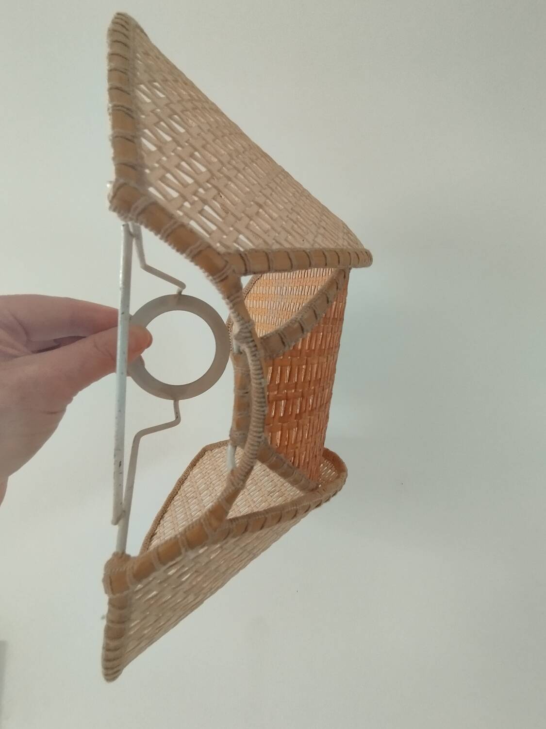 Vintage petal wall light