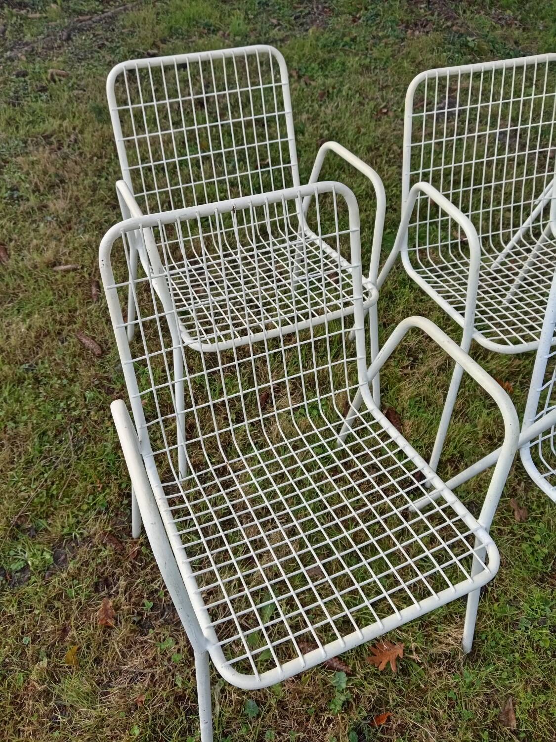 Ému Rio chairs and table