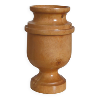Vintage wooden pot cache