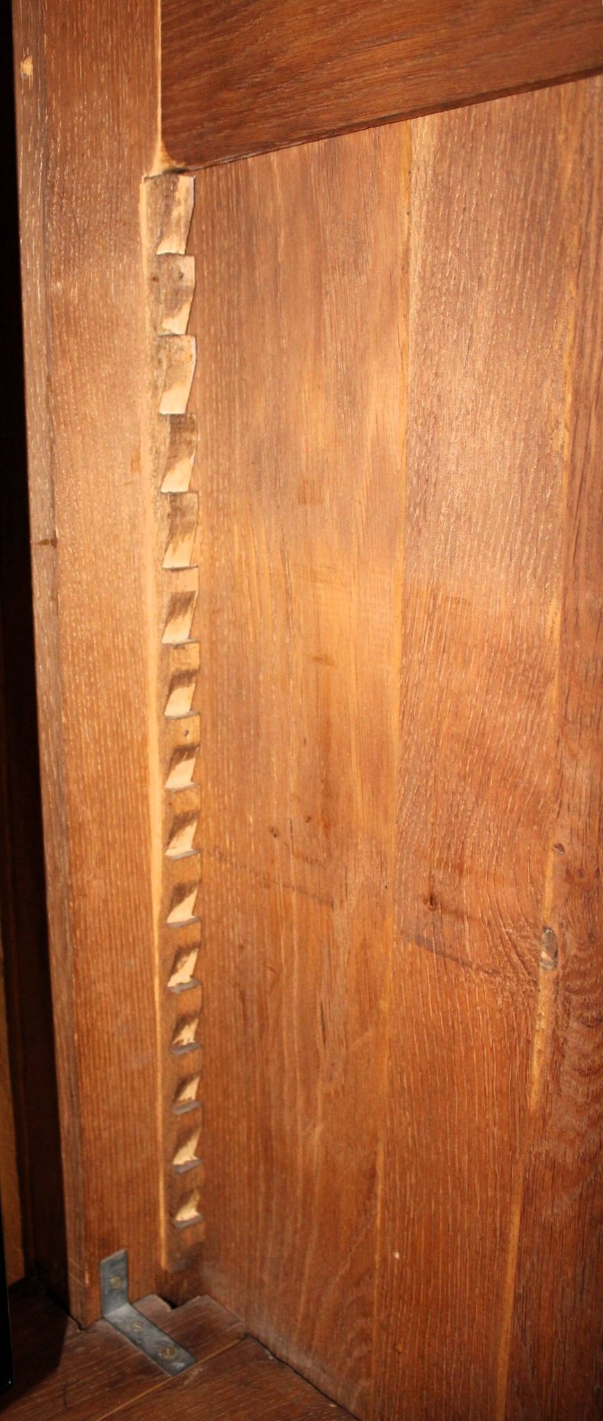 Abbatiale solid oak TV cabinet sideboard