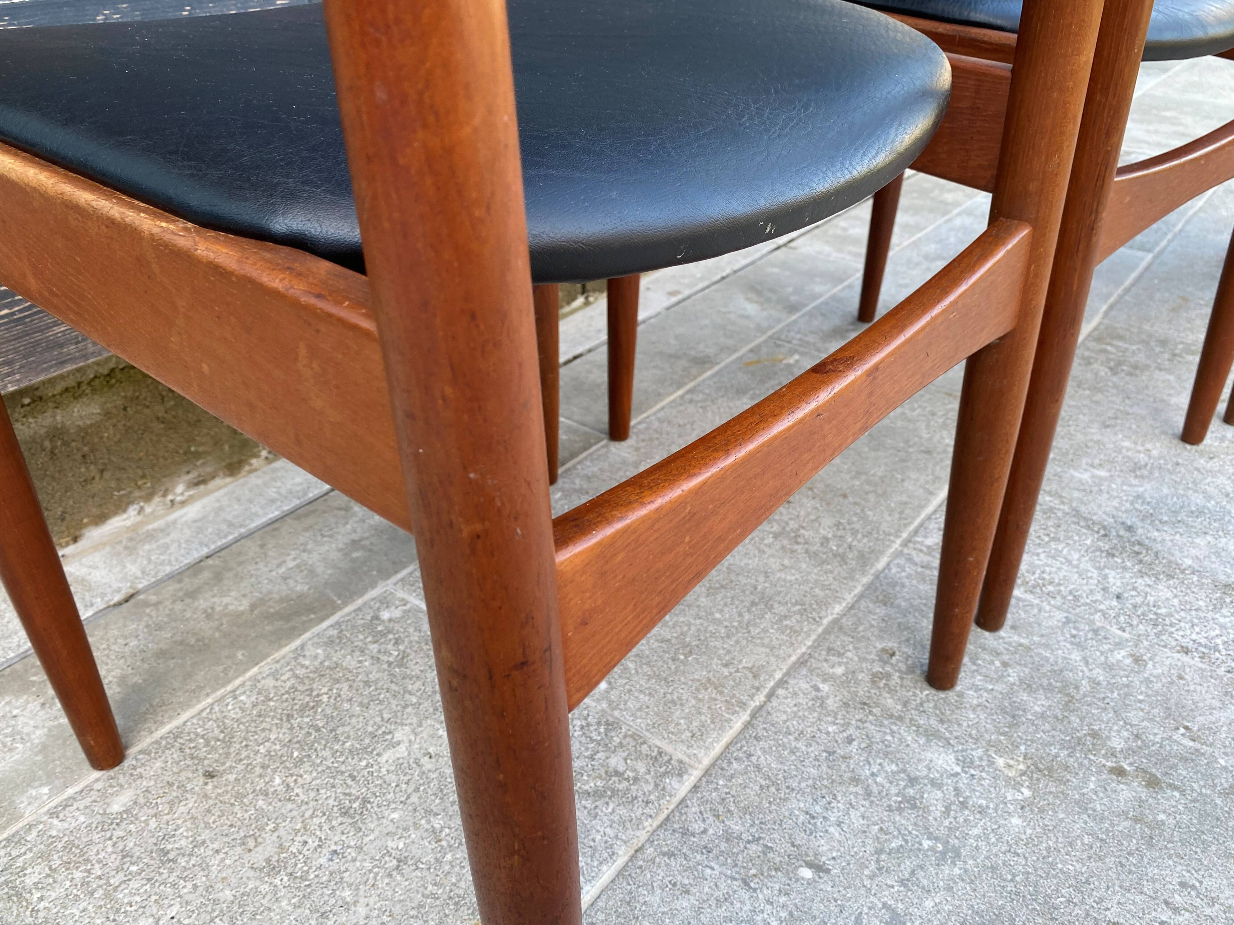 Set of 4 Scandinavian chairs by Johannes Andersen, Vamo Sonderborg, teak and imitation leather, 1960