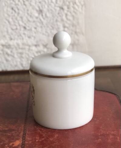 Opaline tobacco pot with gold decoration