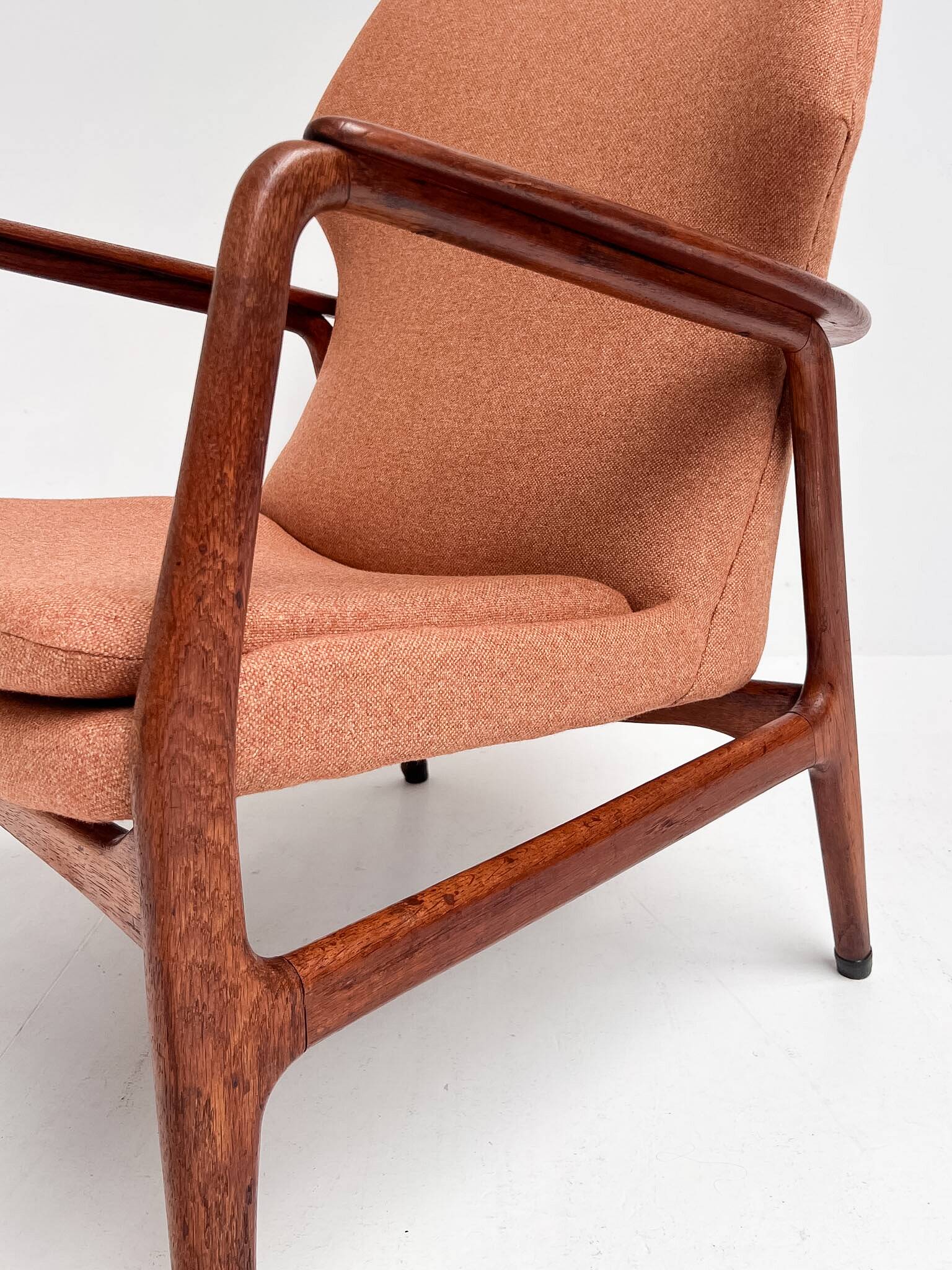 Re upholstered Edith armchair by Bovenkamp, 1960’s