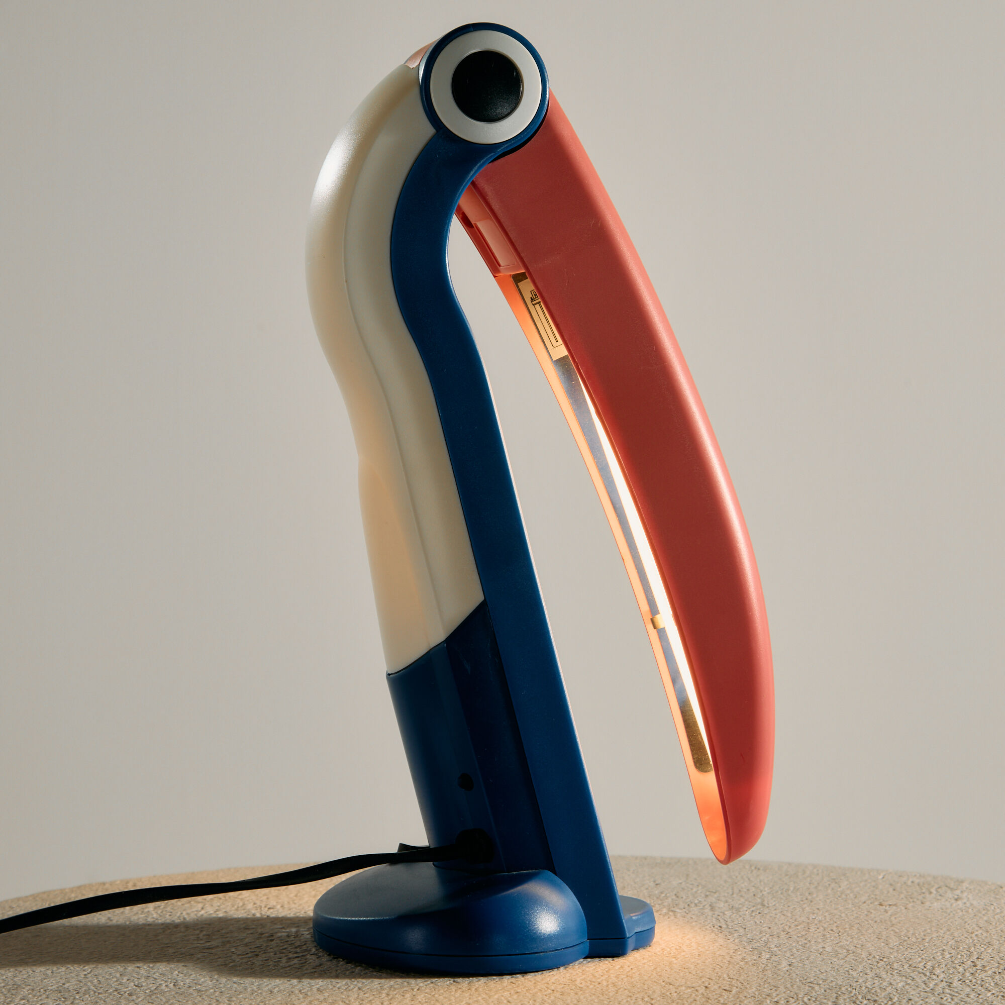 Toucan desk lamp by Huo-Tu Huang for Huangslite