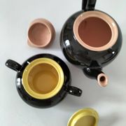 Teapot and sugar bowl Villeroy & Boch model Biarritz glossy black