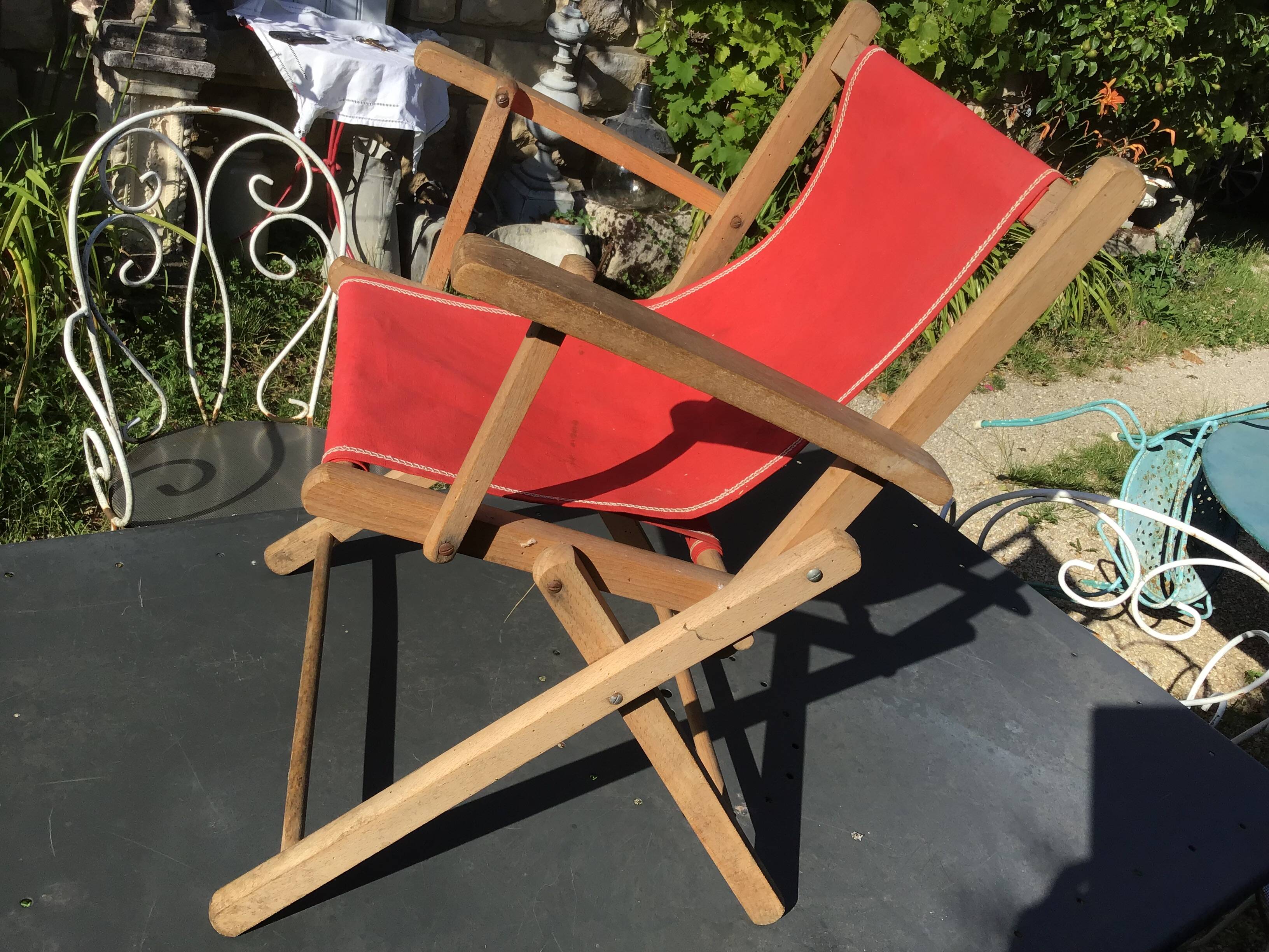 Small folding children's armchair in beach canvas