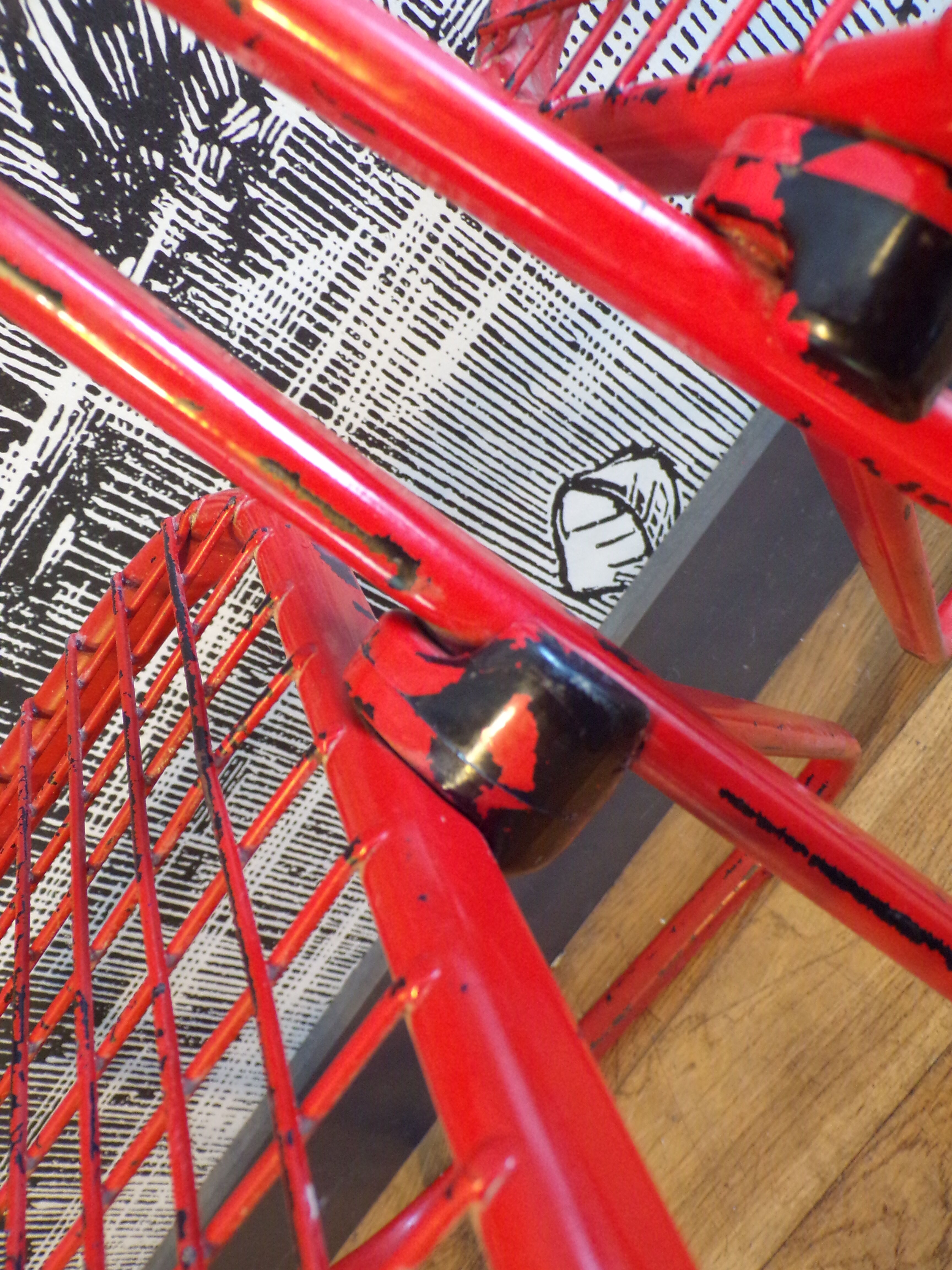 2 folding Talin mesh chairs