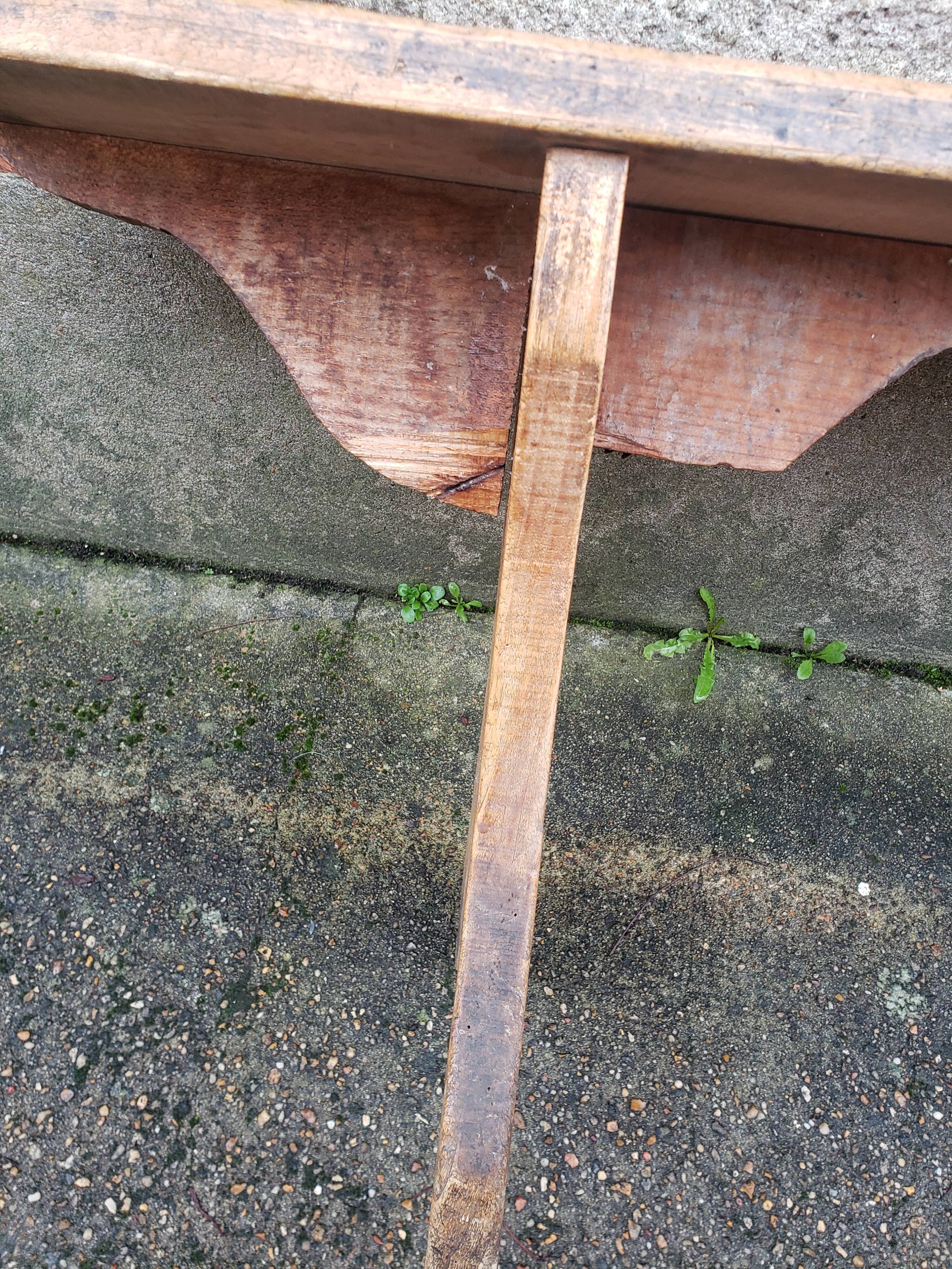 Wooden farm bench val de loi