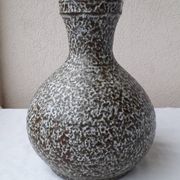 Accolay ceramic vase