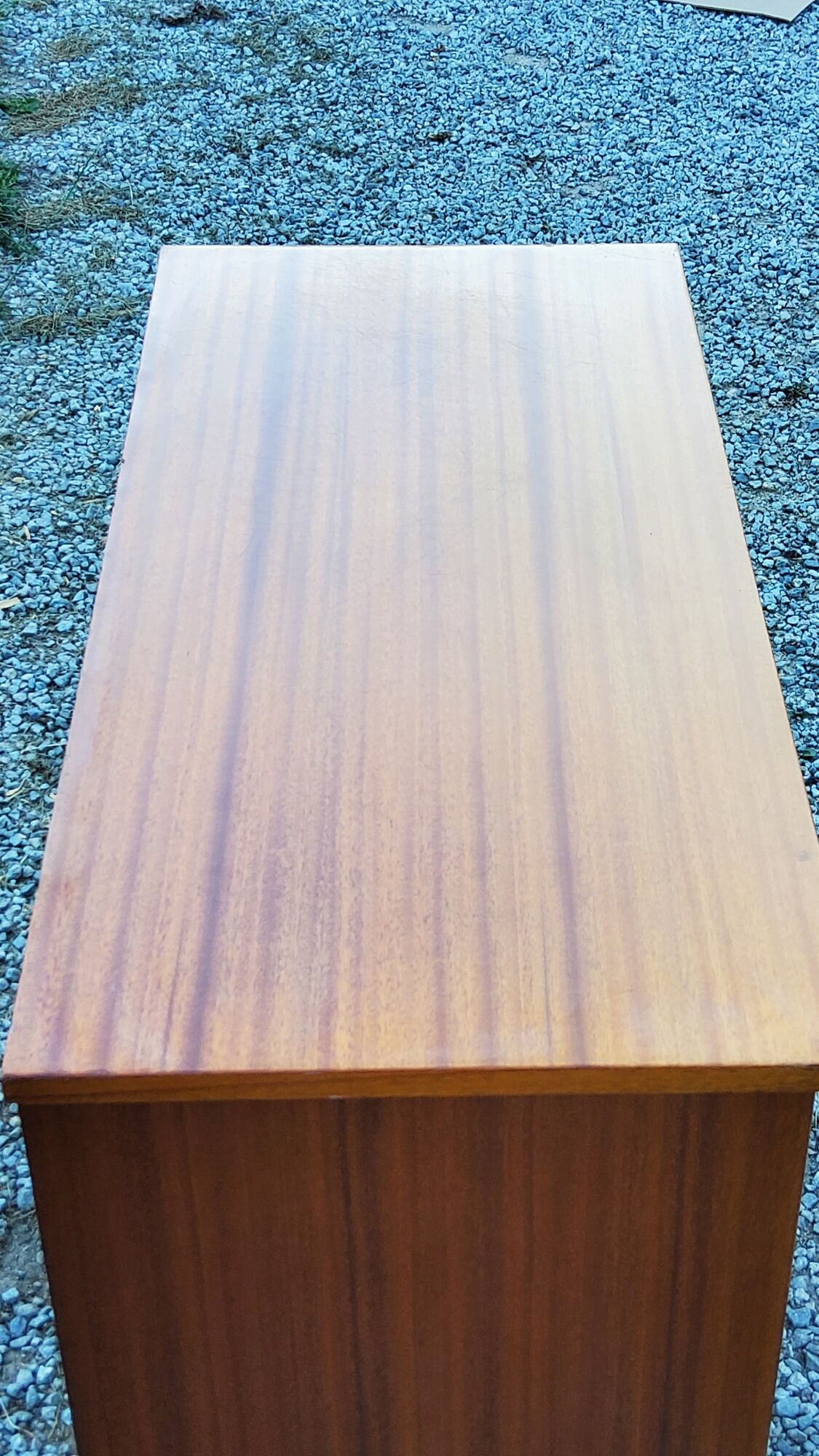 Vintage golden mahogany chest of drawers 3 drawers conical feet from the 60s