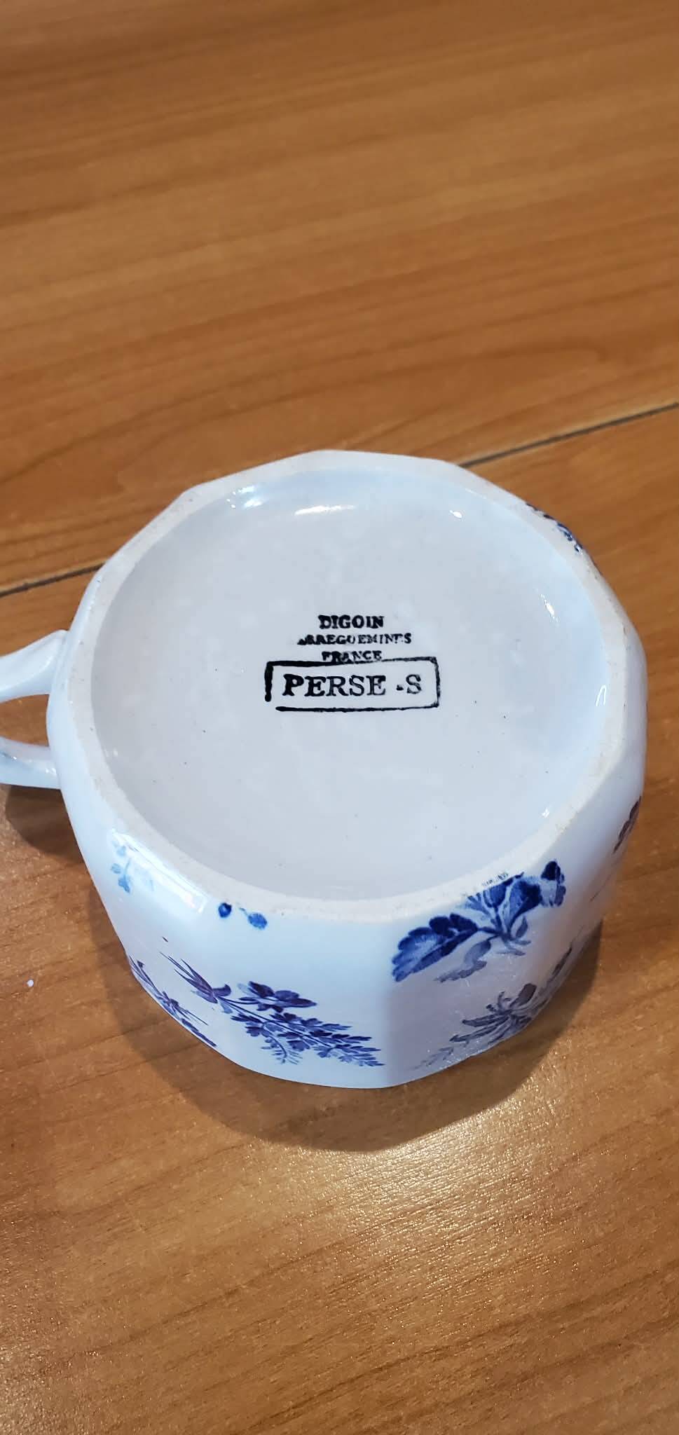 2 tasses Digoin modèle Perse